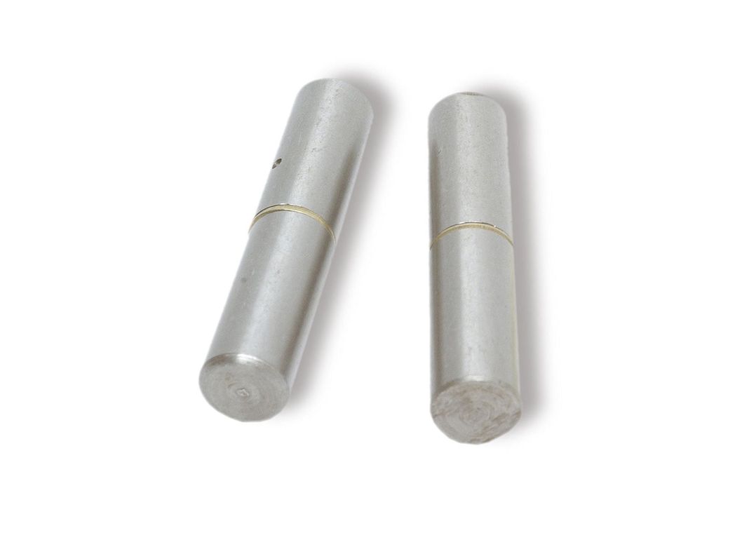 Pomel con golilla 3/4  x 110 mm Lioi-0