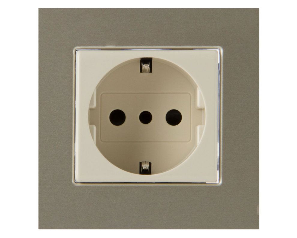 Enchufe hembra schuko embutido 10/16 amp aluminio Bticino-1