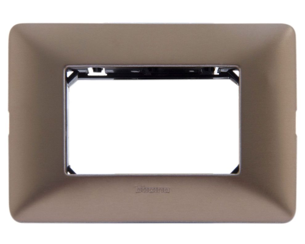 Placa para 3 módulos + soporte mátix Bticino-0