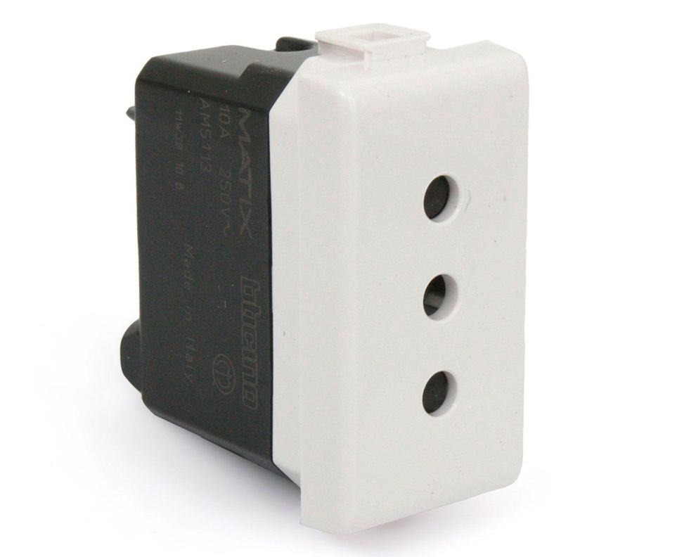 Modulo enchufe hembra 10 a 2 p+t blanco matix Bticino-0