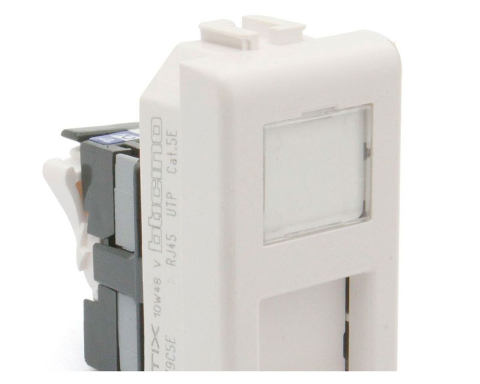 Modulo enchufe rj 45 5 e blanco matix Bticino-1