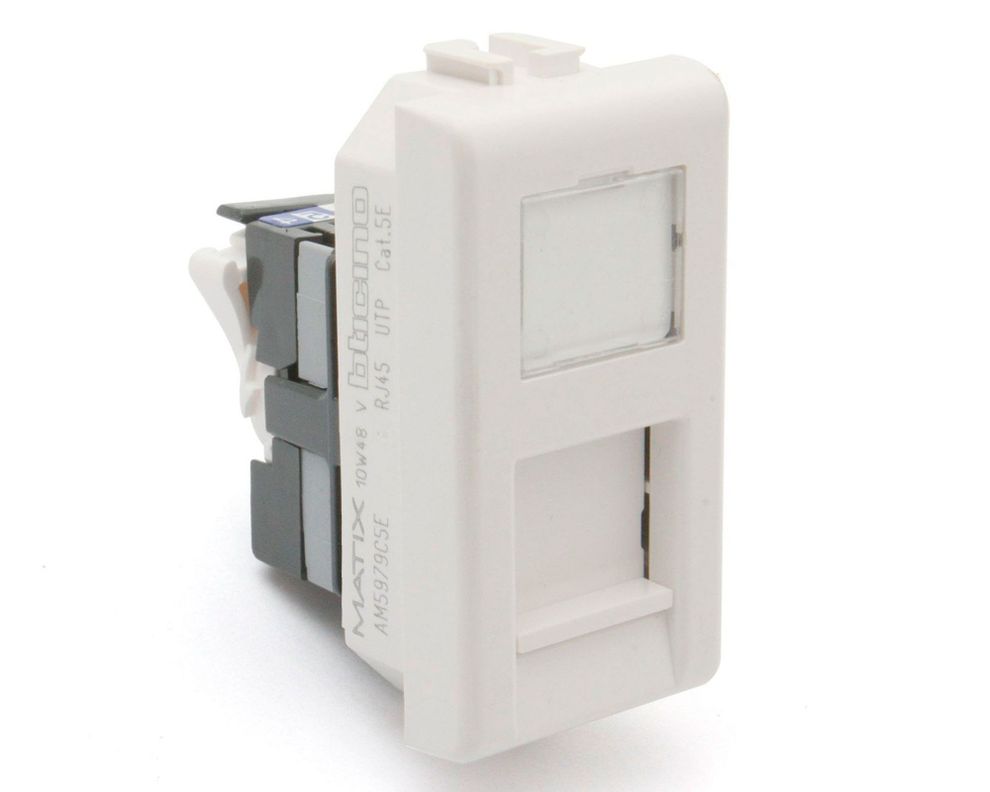 Modulo enchufe rj 45 5 e blanco matix Bticino-0