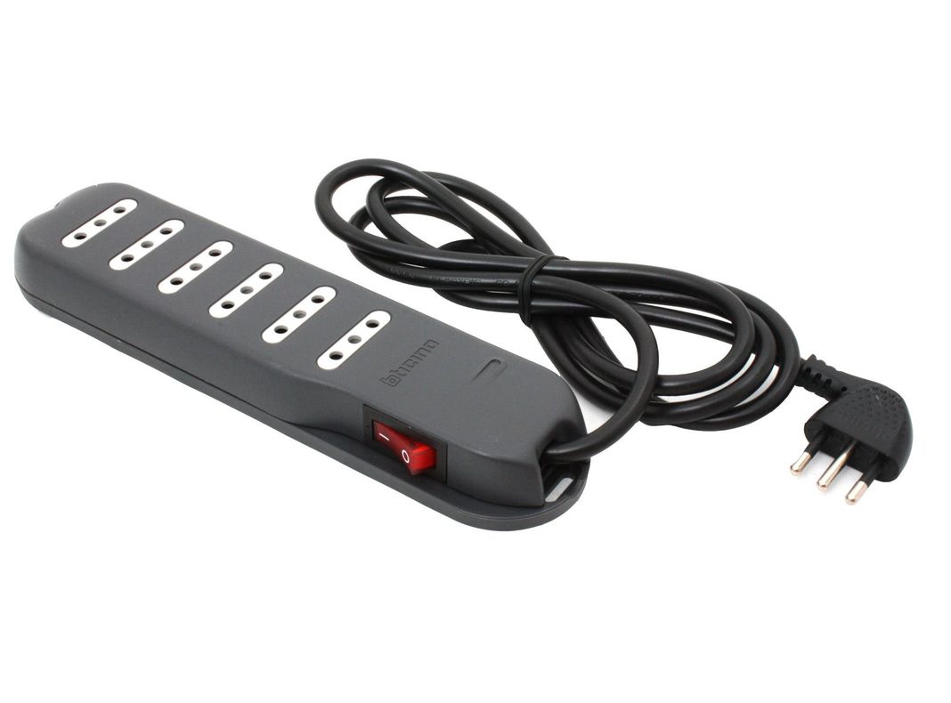 Alargador con interruptor 6 posiciones 1,5 m gris Bticino-0