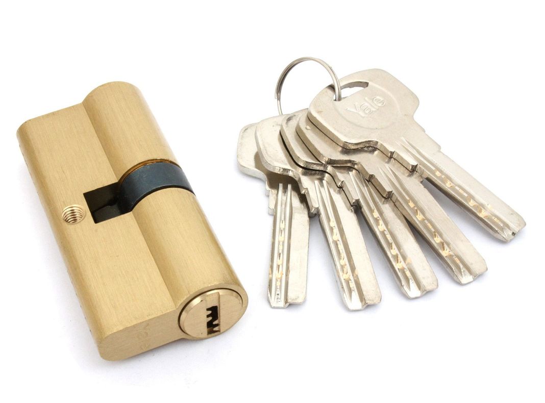 Cilindro multipunto alta seguridad 70mm 5 llaves bronce 102911 Yale-0