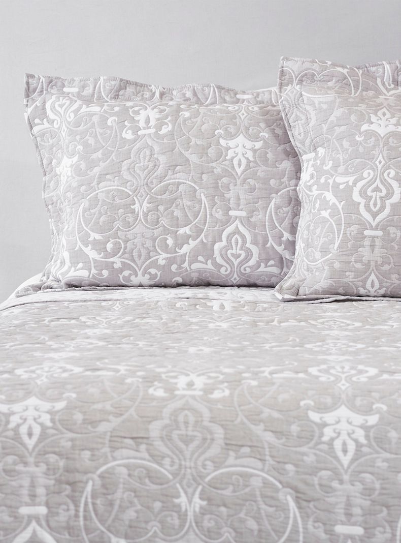 Cubrecama Jacquard Luberon Gris 2 Plazas-0