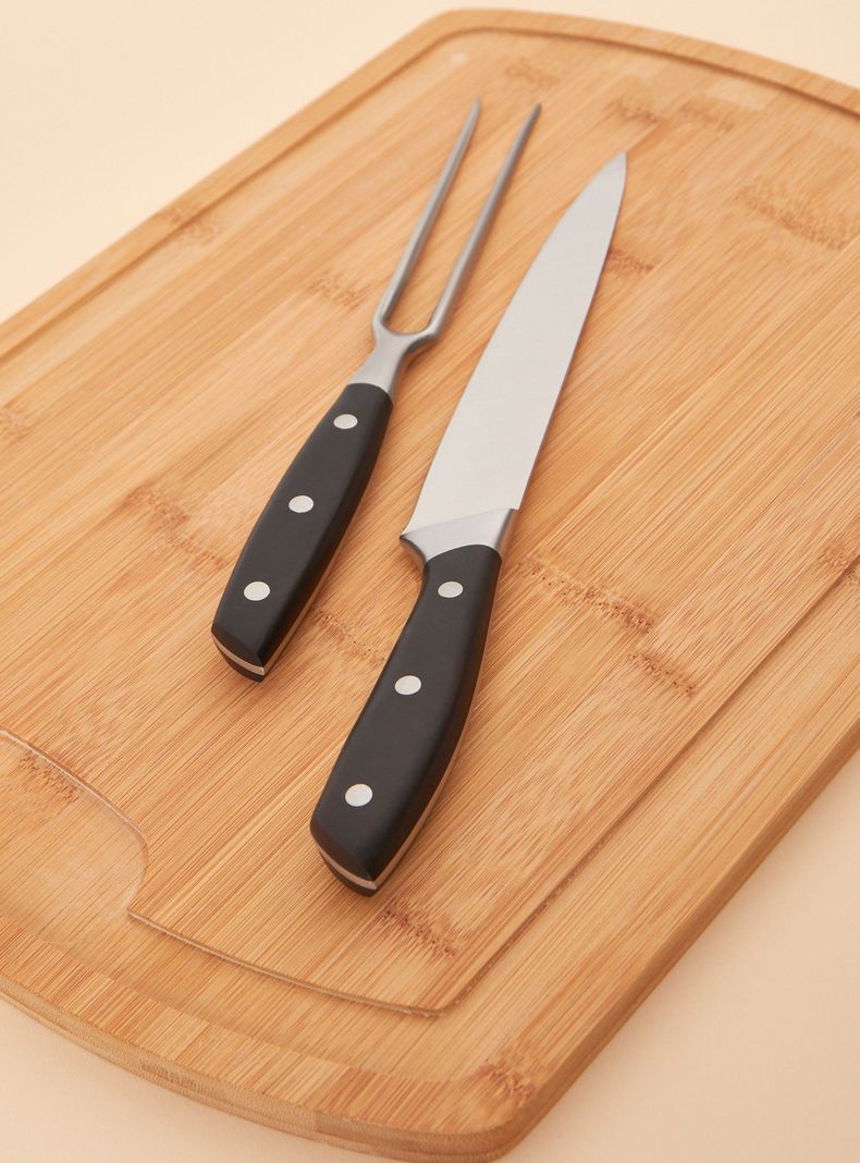 Set Pincho Cuchillo y Tabla-1