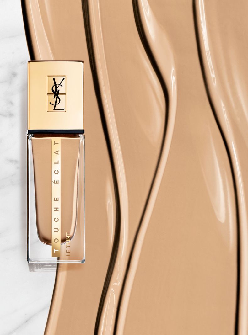 Base Yves Saint Laurent Maquillaje Touche Eclat Le Teint Renovación B40-2