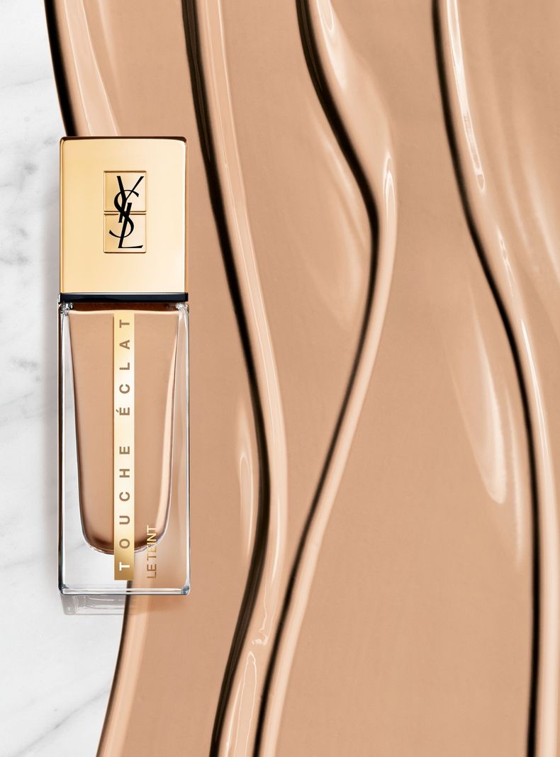 Base Yves Saint Laurent Maquillaje Touche Eclat Le Teint Renovación Br40-2