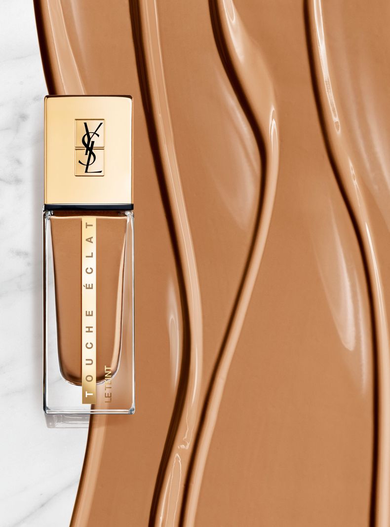 Base Yves Saint Laurent Maquillaje Touche Eclat Le Teint Renovación B70-2
