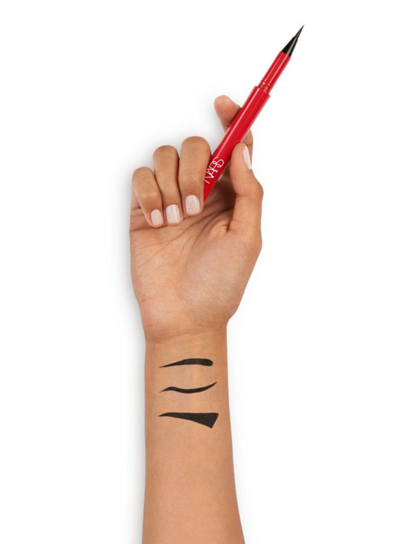 Delineador Líquido Climax Liquid Eyeliner-2
