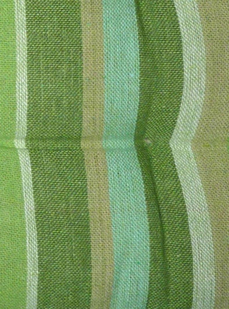 Set Kadar 4 Cojines Líneas Verdes 40 x 40 cm-1