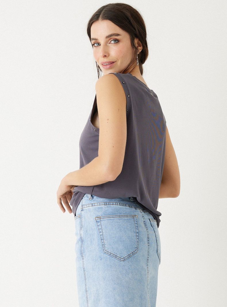Polera Estampada con Tachas-1