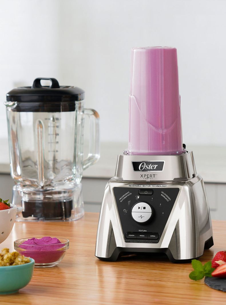 Licuadora Xpert Series 1100W + Blend N Go BLST3B-CPG-4