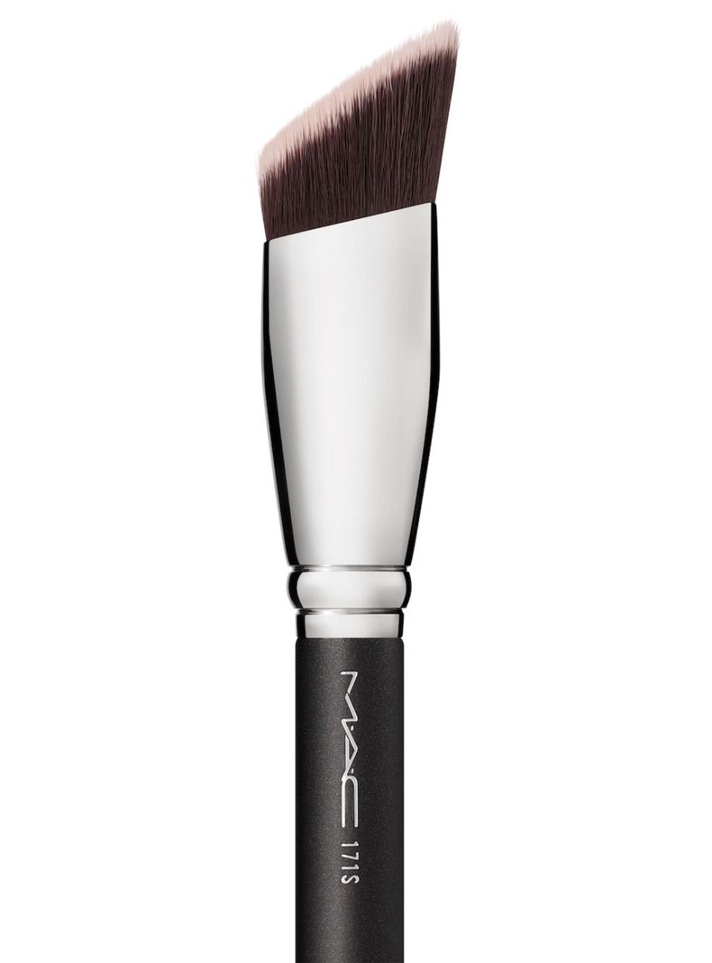 Brocha M·A·C 171S Wedge Foundation Brush-1