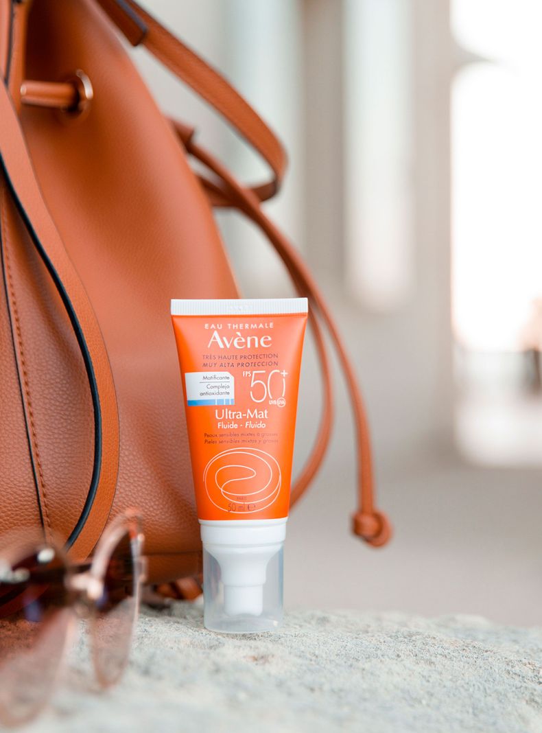 Bloqueador Fluido Ultra-Mat SPF50+ Sin Color 50 ml-3