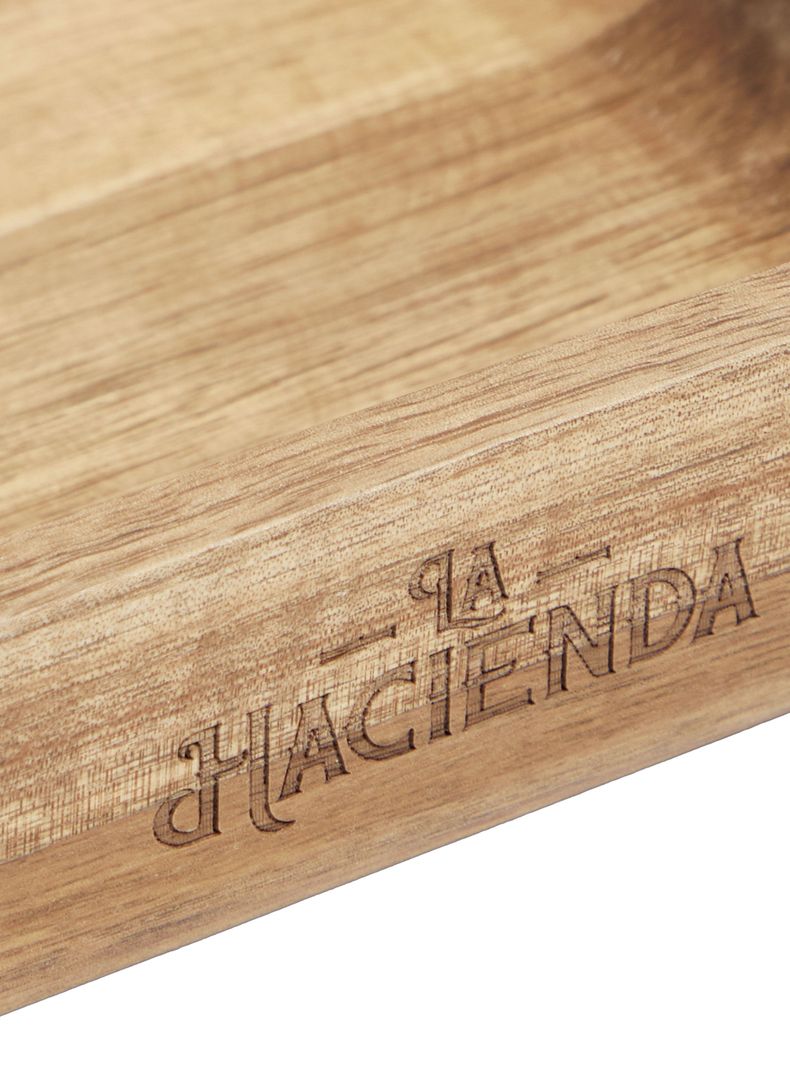 Plato Piqueo Hondo Acacia 18x18 cm-2