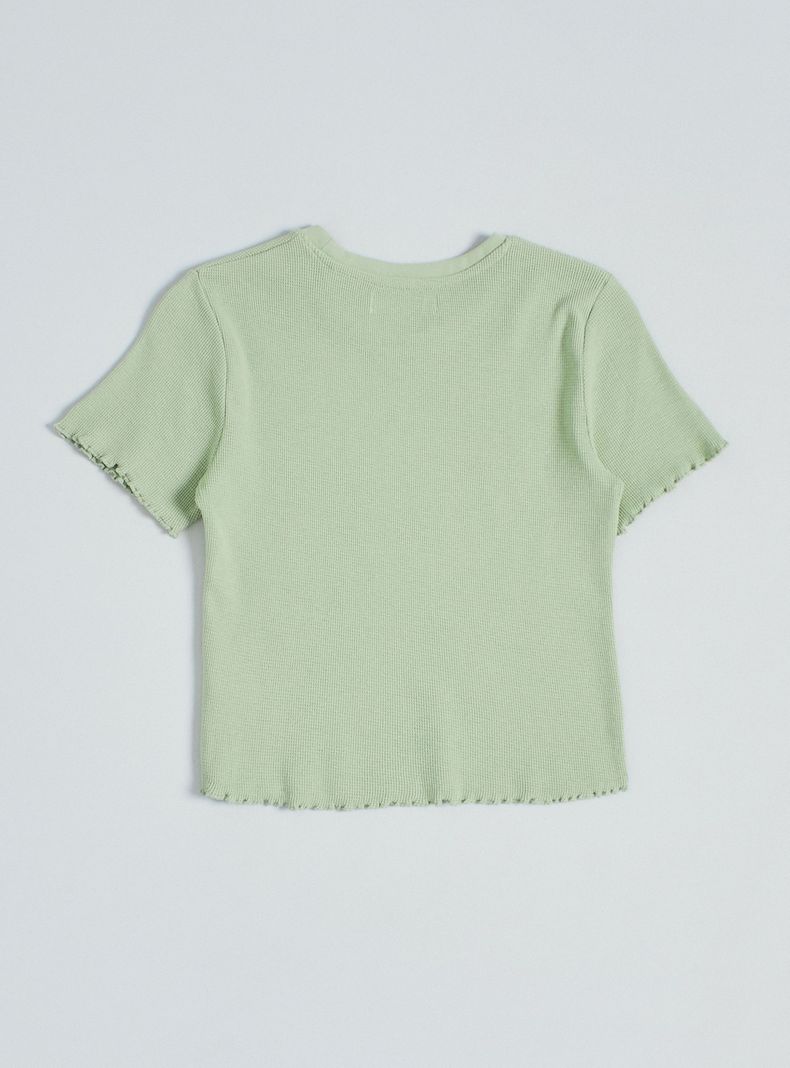 Polera Tela Texturizada con Terminación Roulé-3