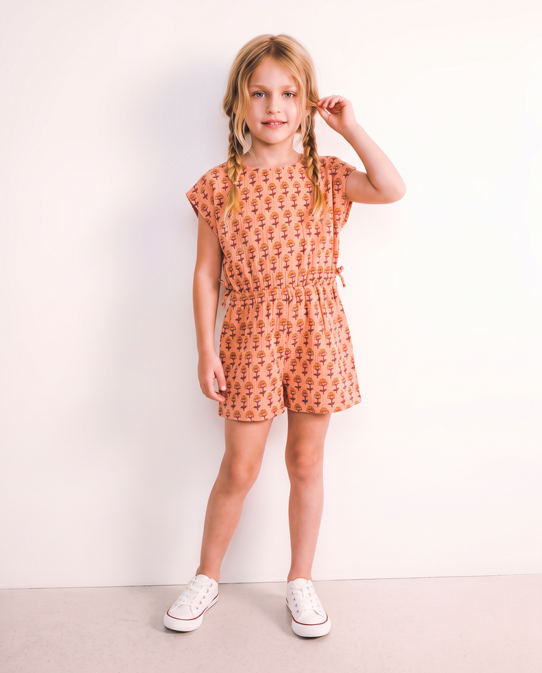 Enterito Cut Out en Costados con Espalda Cruzada y Estampado