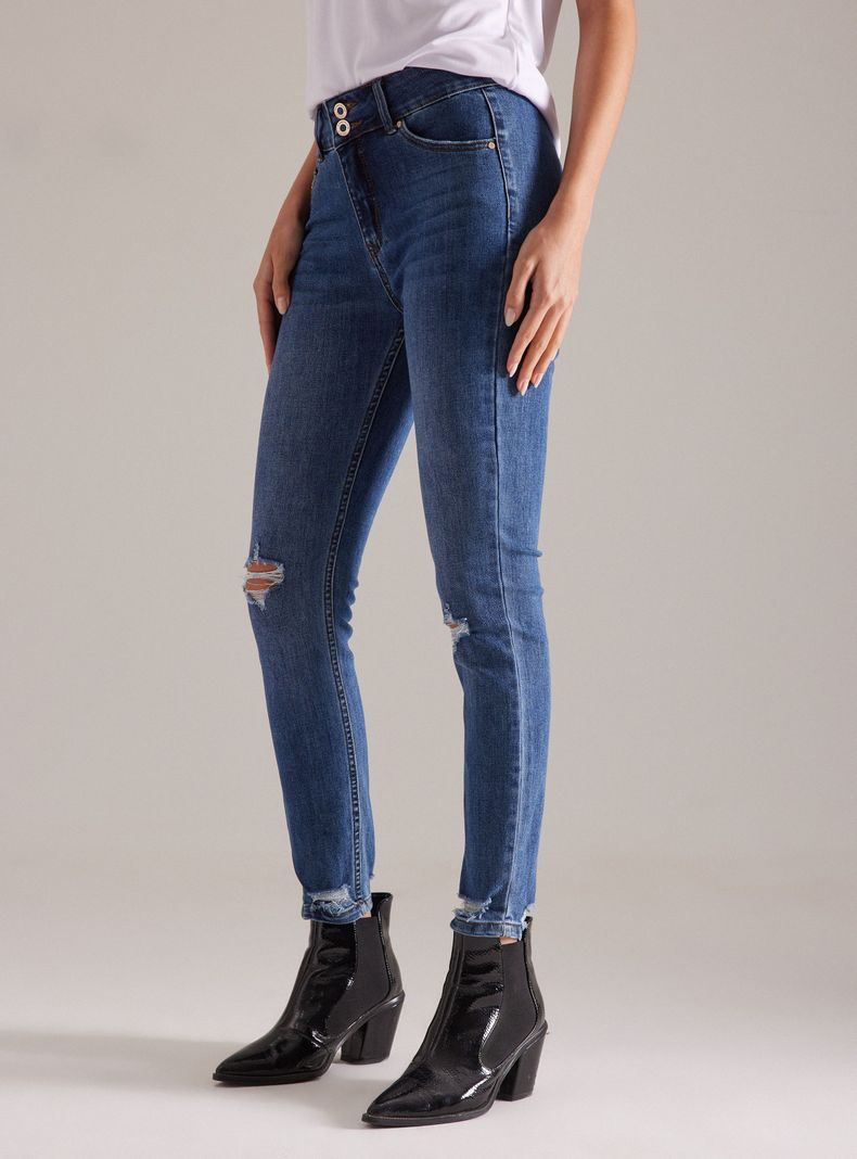 Jeans Sin Bolsillo Trasero