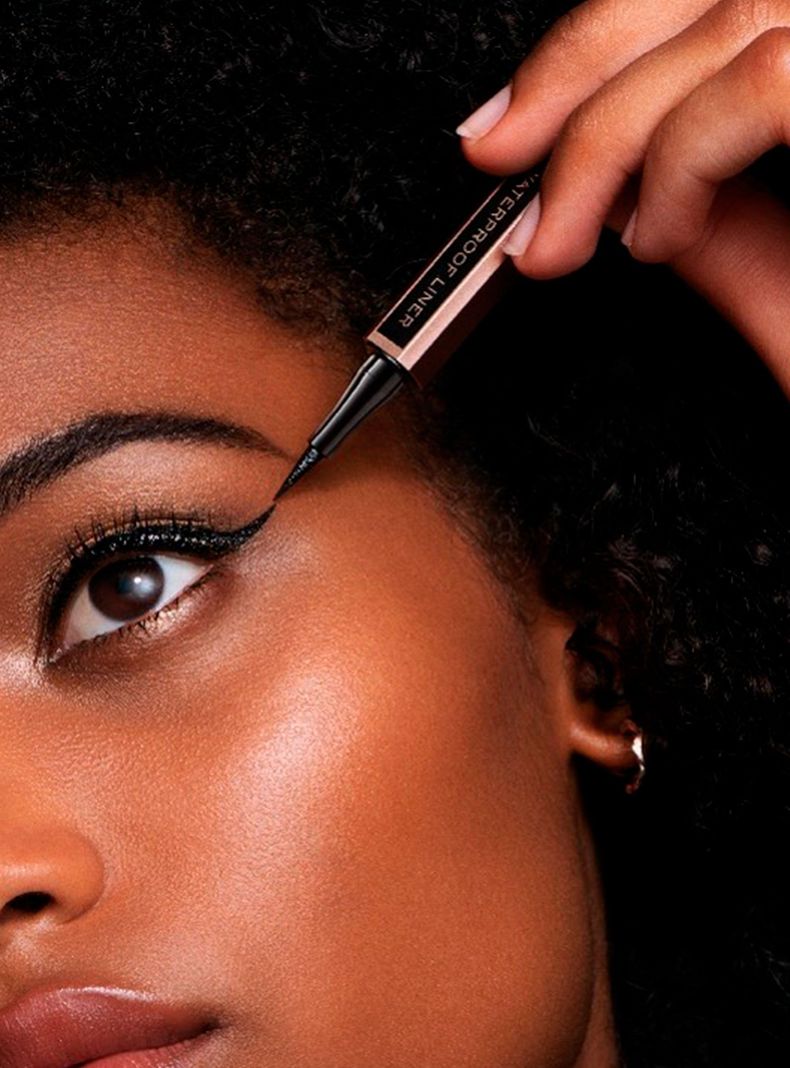 Delineador de Ojos Idôle Waterproof Glossy Black 01 Lancôme-5