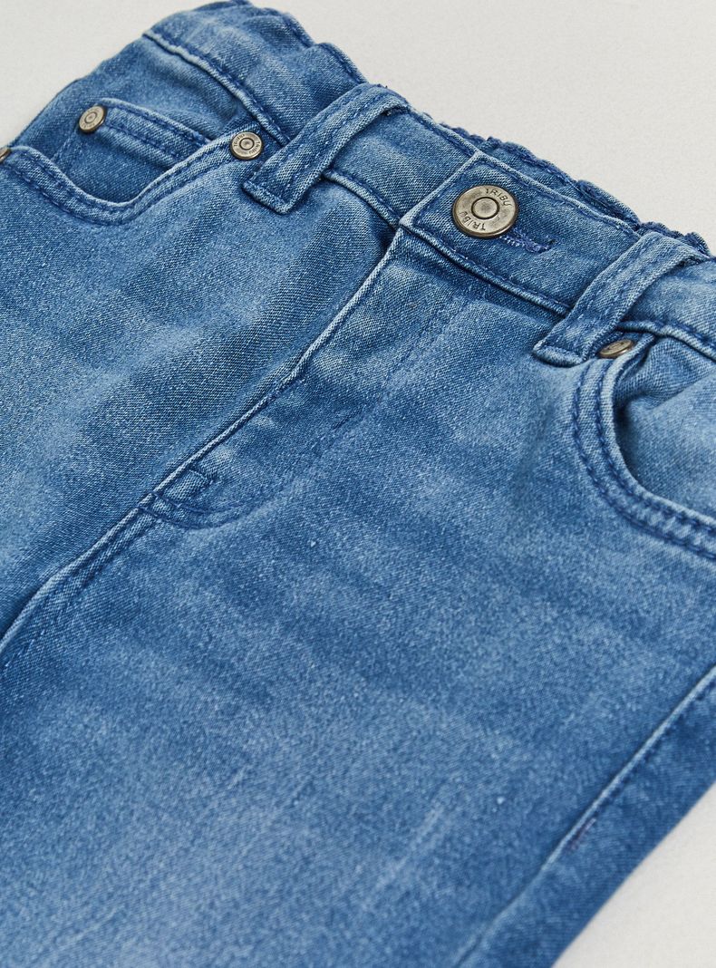 Jeans Básico Calce Ajustado-2