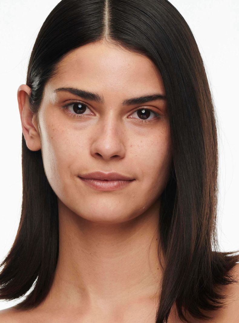 Base de Maquillaje M·A·C Studio Radiance Serum Powered Foundation NC25 30 ml-2
