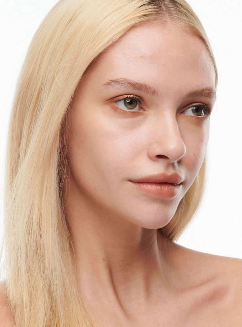 Base de Maquillaje M·A·C Studio Radiance Serum Powered Foundation NW20 30 ml-2