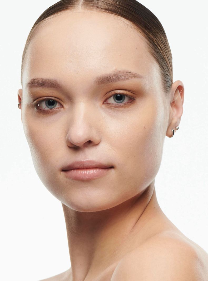 Base de Maquillaje M·A·C Studio Radiance Serum Powered Foundation NC11.5 30 ml-3