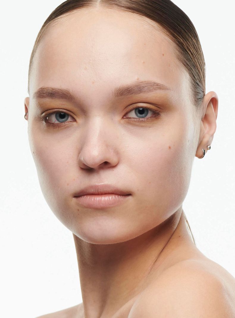 Base de Maquillaje M·A·C Studio Radiance Serum Powered Foundation NC11.5 30 ml-2