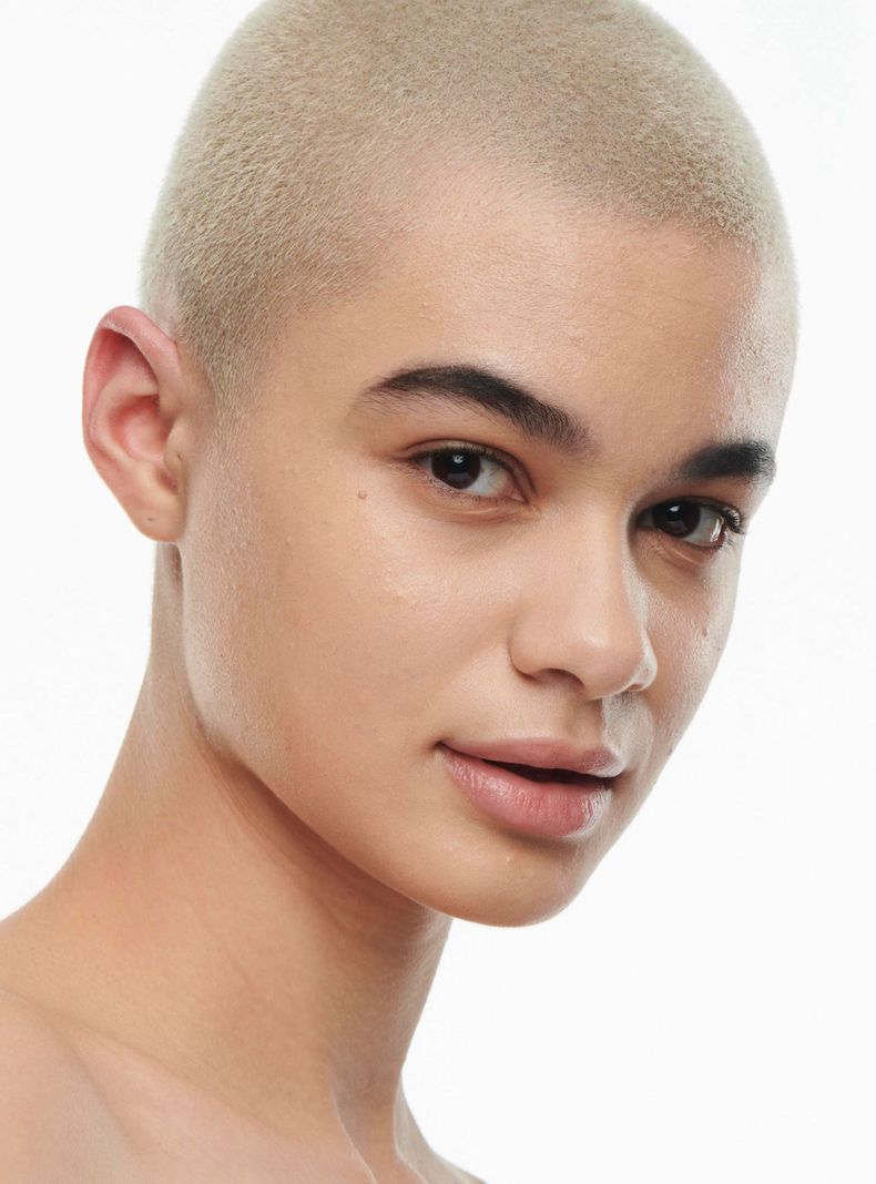 Base de Maquillaje M·A·C Studio Radiance Serum Powered Foundation NC12 30 ml-3