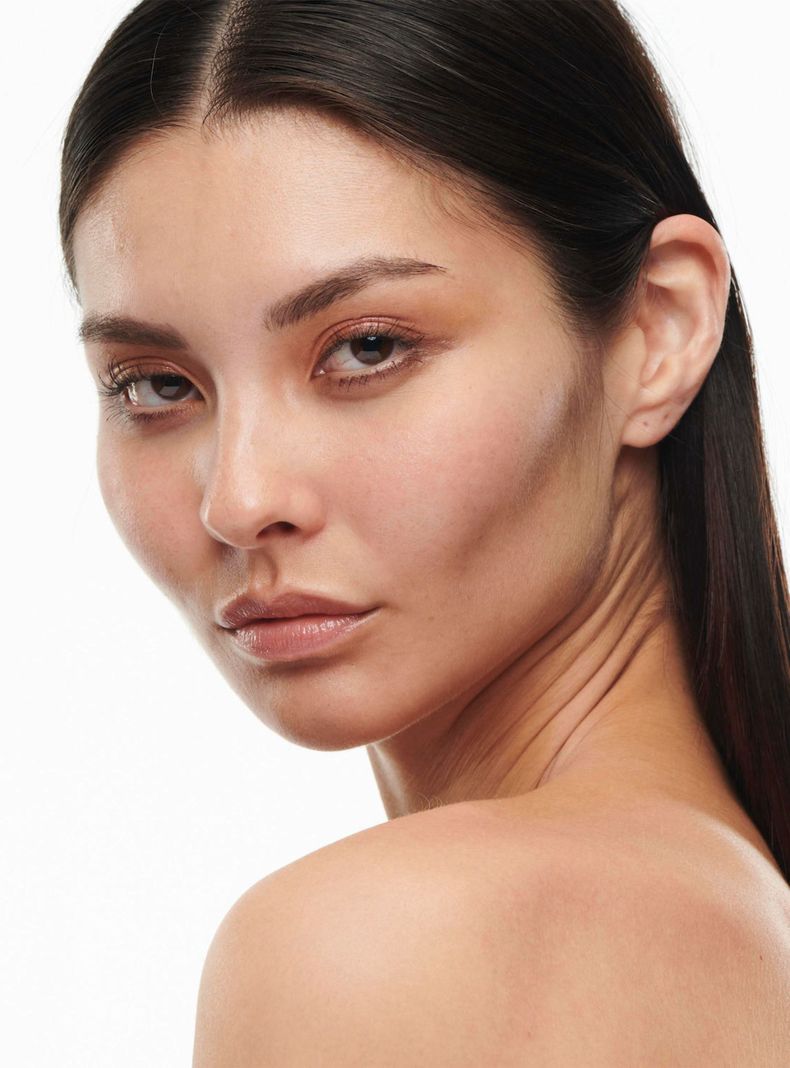 Base de Maquillaje M·A·C Studio Radiance Serum Powered Foundation N12 30 ml-2