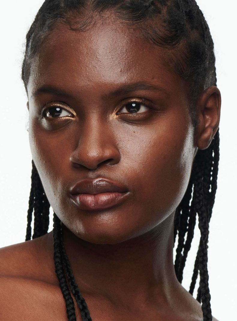 Base de Maquillaje M·A·C Studio Radiance Serum Powered Foundation NC60 30 ml-3