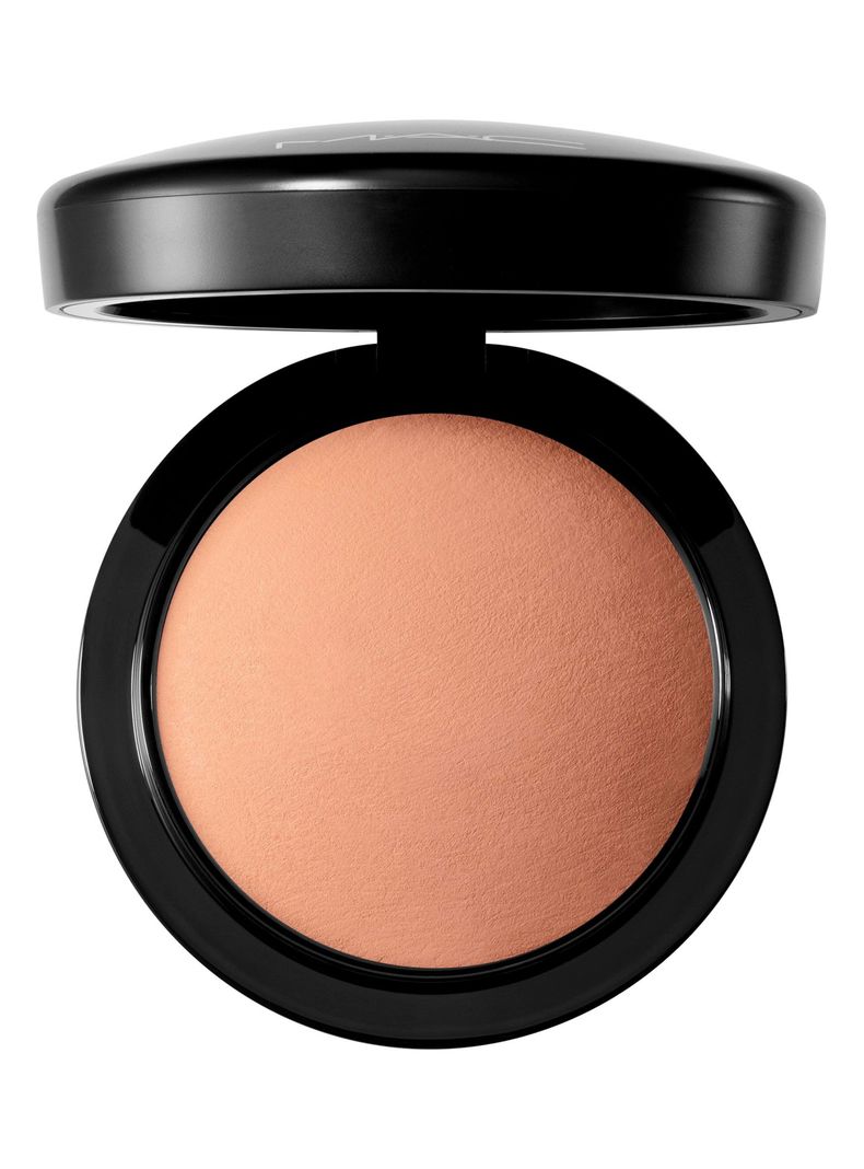 Polvo M∙A∙C Mineralize Skinfinish Natural Medium Deep
