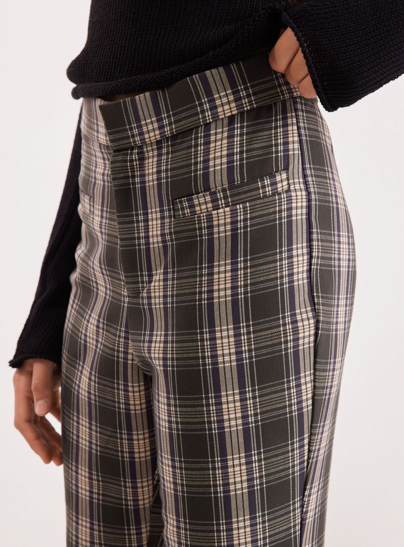 Pantalón Kick Flare-2