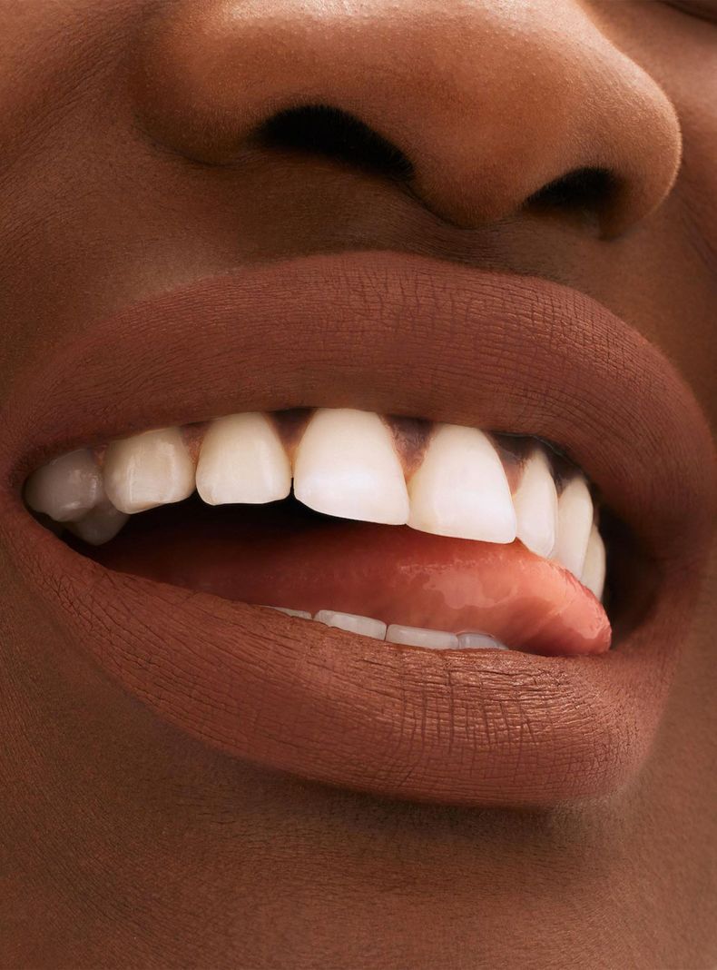 Labial M·A·C Locked Kiss Lipstick Posh 1.8 g-4
