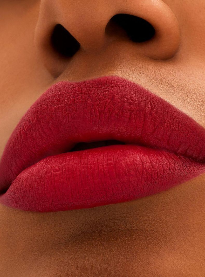 Labial M·A·C Locked Kiss Lipstick Ruby True 1.8 g-5