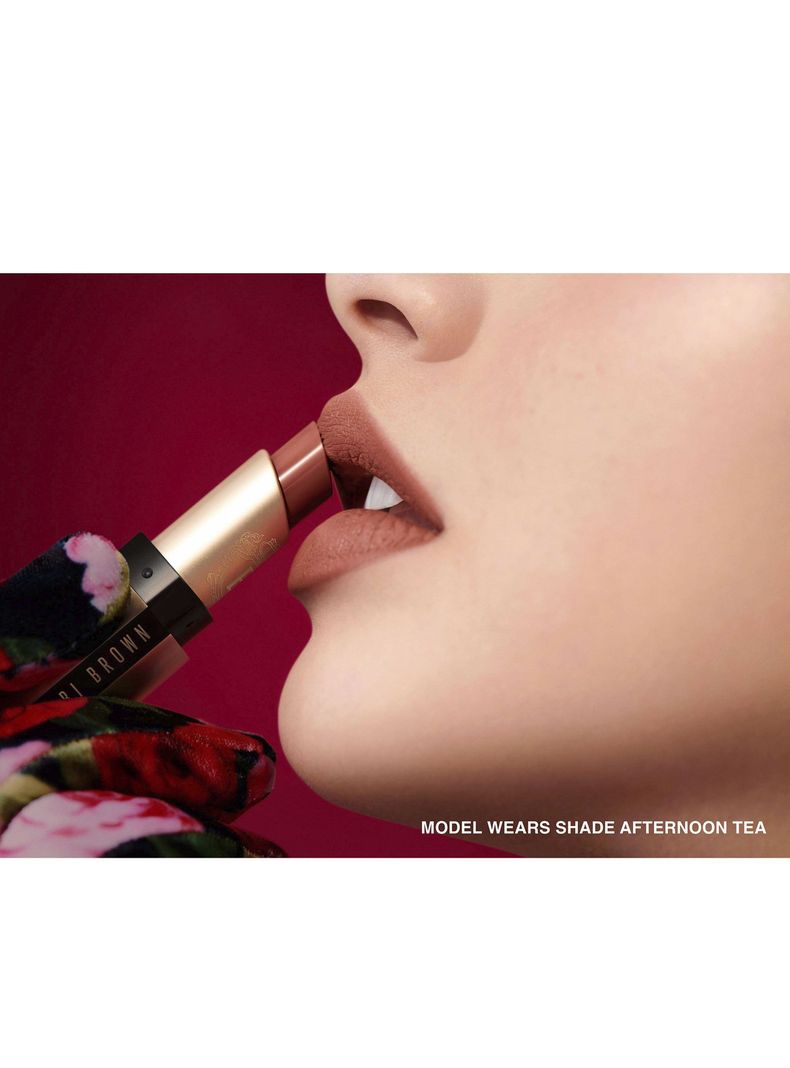 Labial Bobbi Brown Luxe Matte Lipstick Red Carpet 3.5g-3