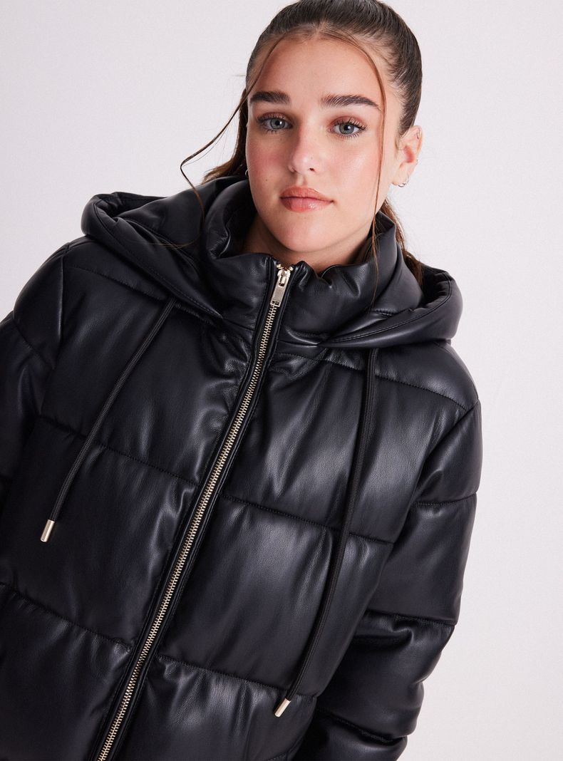 Parka Ecocuero Larga Con Gorro-2