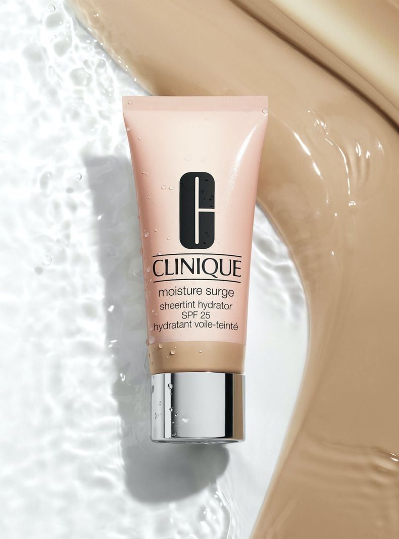 Moisture Surge Sheertint Hydrator SPF 25 02 Light-4