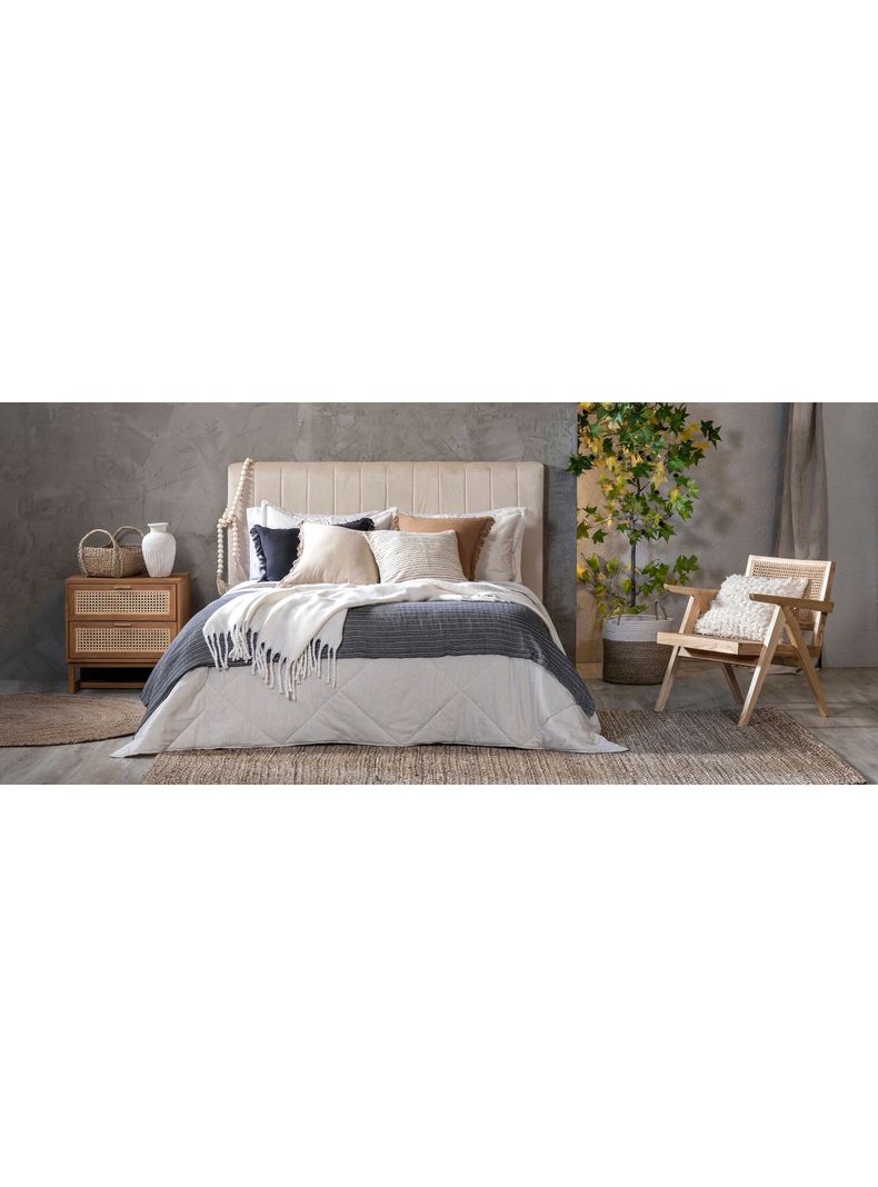 Sitial Junco Mara Alaniz Home-7