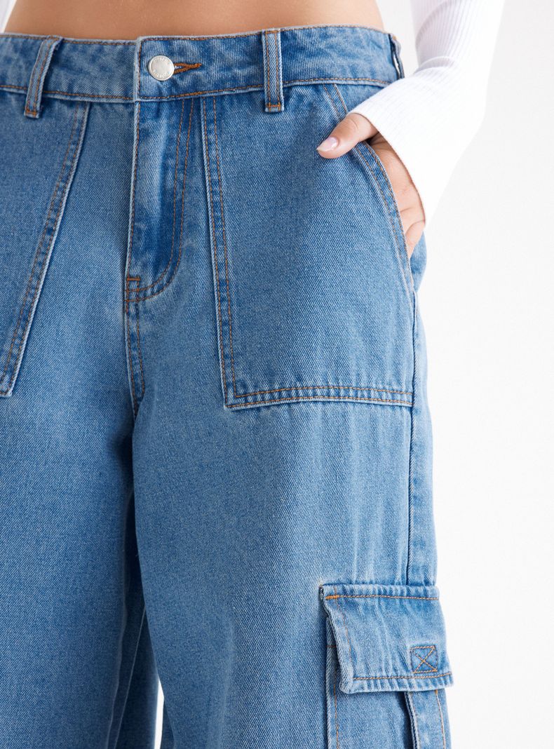 Jeans Bolsillos Cargo Con Straps-2