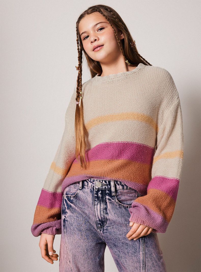 Sweater Diseño Líneas