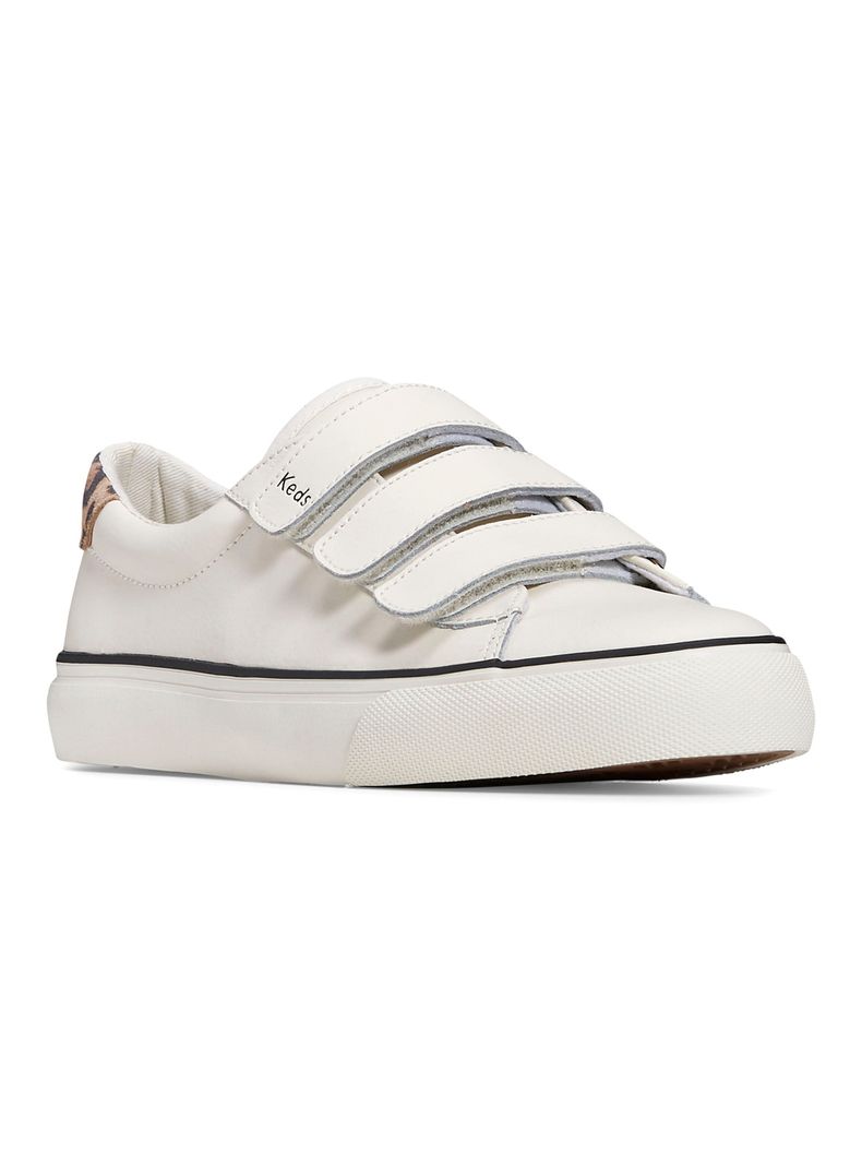 Zapatilla Urbana Cuero WH67866 Mujer-1