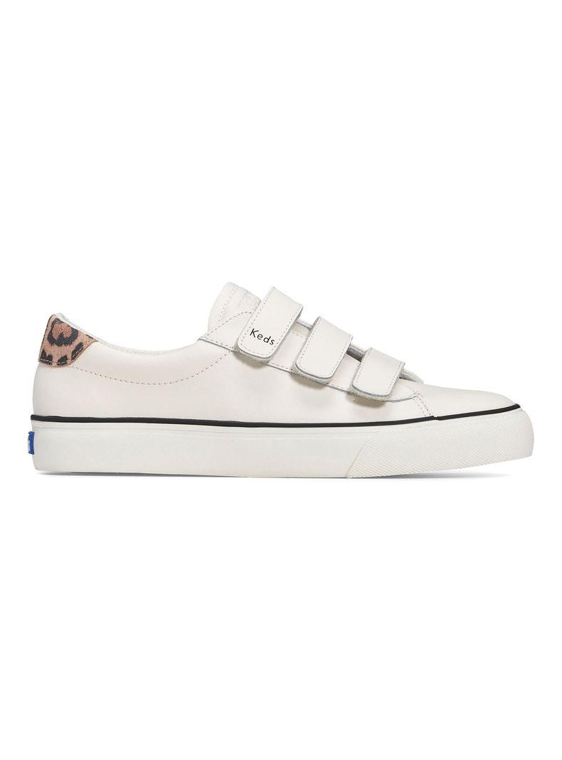 Zapatilla Urbana Cuero WH67866 Mujer-0