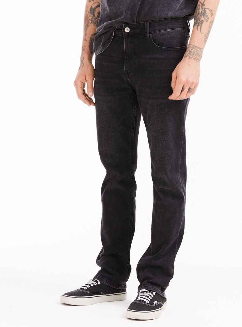 Jeans Slim Semi Elasticado