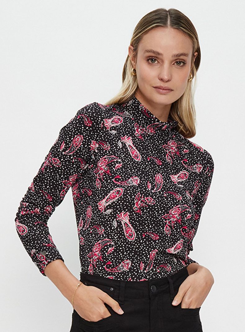 Polera Con Broches