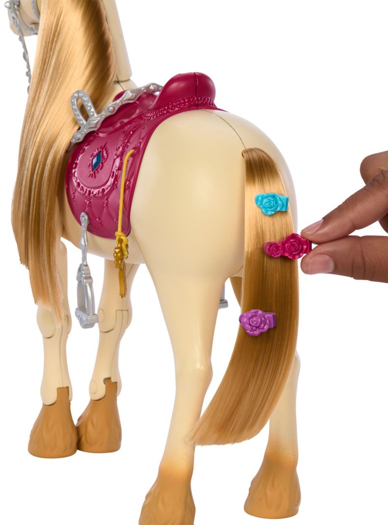 Caballo con Accesorios-1