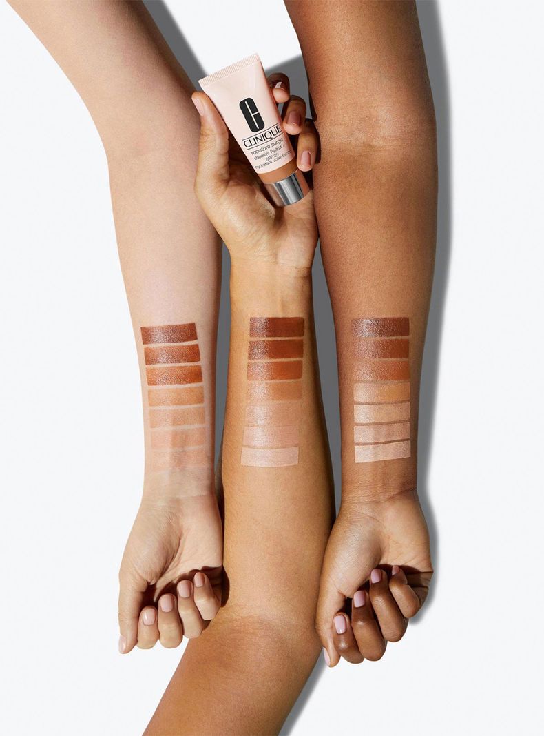 Base Clinique Maquillaje Moisture Surge Universal Shade 4-4