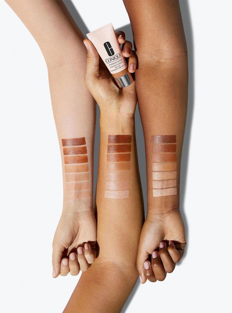 Base Clinique Maquillaje Moisture Surge Universal Shade 5-4