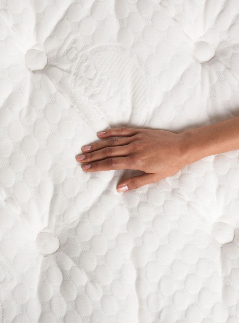 Cama Europea Súper Premium 2 Plazas Base Dividida + Respaldo Gales Alpino-5